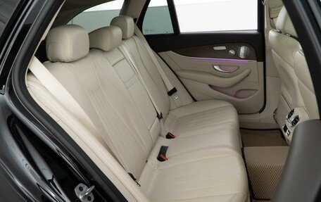 Mercedes-Benz E-Класс, 2019 год, 4 399 050 рублей, 10 фотография