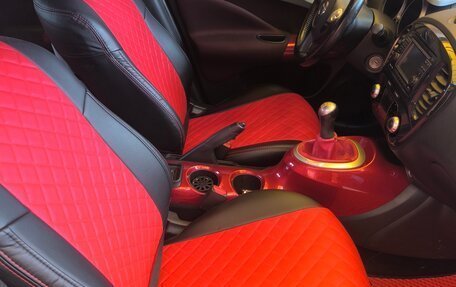 Nissan Juke II, 2011 год, 1 050 000 рублей, 13 фотография