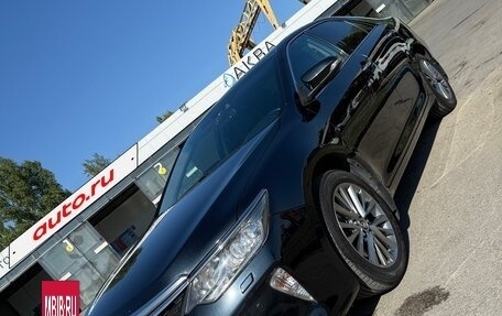 Toyota Camry, 2017 год, 2 300 000 рублей, 2 фотография