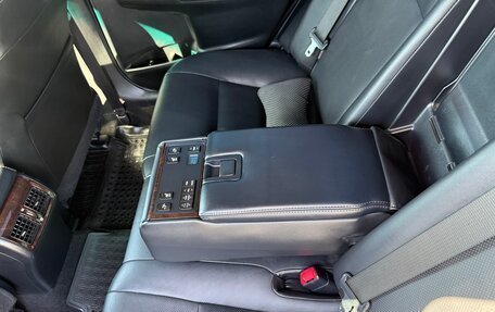 Toyota Camry, 2017 год, 2 300 000 рублей, 9 фотография