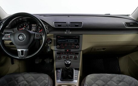 Volkswagen Passat B7, 2012 год, 1 149 000 рублей, 19 фотография