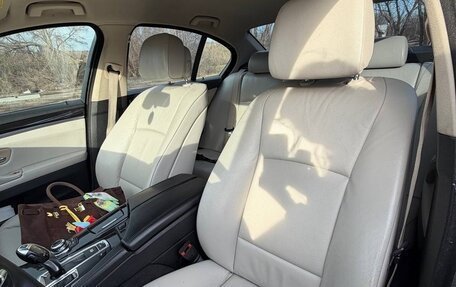 BMW 5 серия, 2011 год, 1 650 000 рублей, 9 фотография