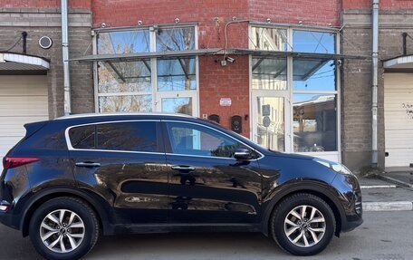 KIA Sportage IV рестайлинг, 2017 год, 2 050 000 рублей, 5 фотография