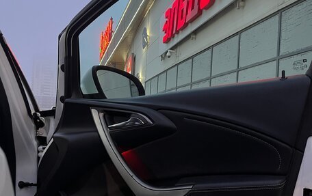 Opel Astra J, 2011 год, 670 000 рублей, 18 фотография