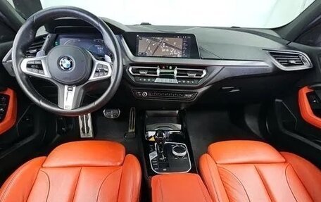 BMW 1 серия, 2021 год, 2 196 000 рублей, 6 фотография