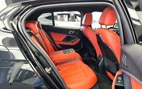 BMW 1 серия, 2021 год, 2 196 000 рублей, 12 фотография