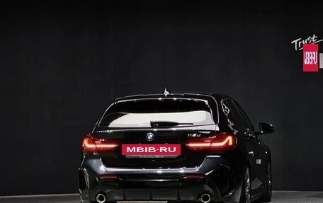 BMW 1 серия, 2021 год, 2 196 000 рублей, 4 фотография