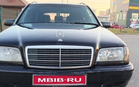 Mercedes-Benz C-Класс, 1999 год, 450 000 рублей, 1 фотография