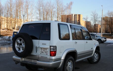 Isuzu Bighorn II, 2001 год, 850 000 рублей, 8 фотография
