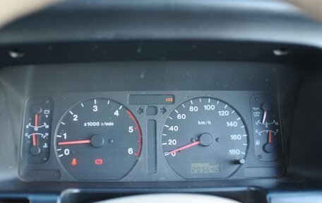 Isuzu Bighorn II, 2001 год, 850 000 рублей, 16 фотография