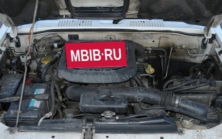 Isuzu Bighorn II, 2001 год, 850 000 рублей, 11 фотография