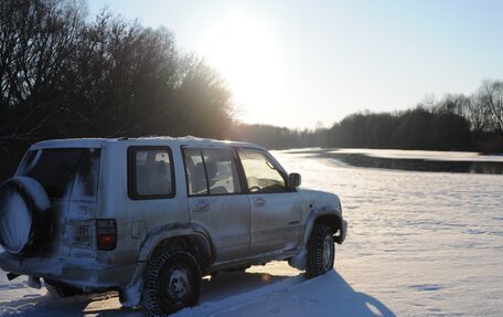 Isuzu Bighorn II, 2001 год, 850 000 рублей, 24 фотография