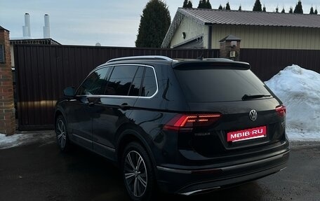 Volkswagen Tiguan II, 2017 год, 2 478 000 рублей, 5 фотография