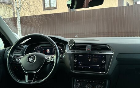 Volkswagen Tiguan II, 2017 год, 2 478 000 рублей, 15 фотография