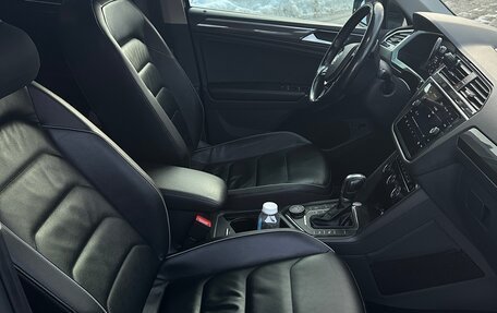 Volkswagen Tiguan II, 2017 год, 2 478 000 рублей, 19 фотография