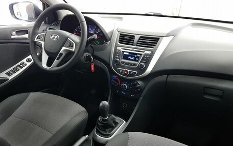 Hyundai Solaris II рестайлинг, 2013 год, 899 000 рублей, 7 фотография