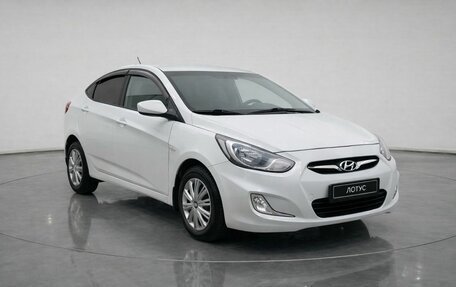 Hyundai Solaris II рестайлинг, 2013 год, 899 000 рублей, 3 фотография
