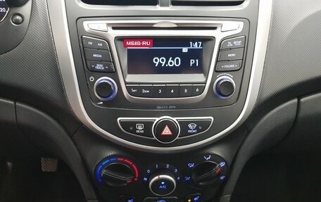 Hyundai Solaris II рестайлинг, 2013 год, 899 000 рублей, 8 фотография