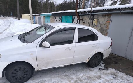 Chevrolet Aveo III, 2011 год, 230 000 рублей, 2 фотография