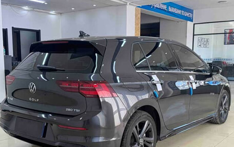 Volkswagen Golf VIII, 2023 год, 1 940 000 рублей, 6 фотография