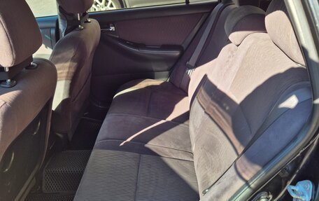 Toyota Corolla, 2005 год, 680 000 рублей, 28 фотография