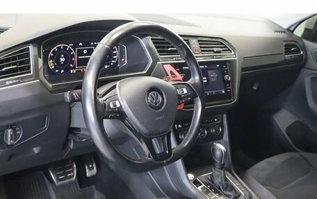 Volkswagen Tiguan II, 2019 год, 3 101 500 рублей, 6 фотография