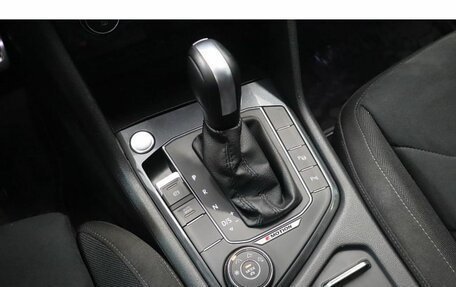 Volkswagen Tiguan II, 2019 год, 3 101 500 рублей, 11 фотография