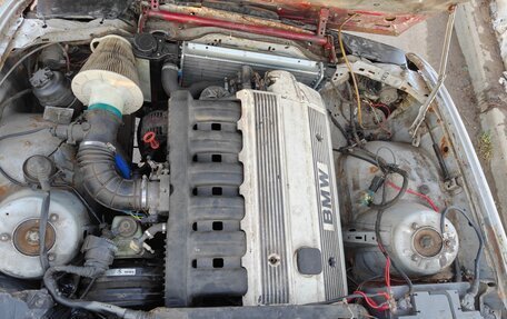 BMW 3 серия, 1985 год, 260 000 рублей, 8 фотография