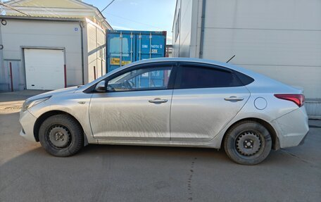 Hyundai Solaris II рестайлинг, 2017 год, 789 000 рублей, 4 фотография