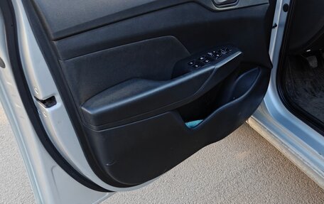 Hyundai Solaris II рестайлинг, 2017 год, 789 000 рублей, 13 фотография