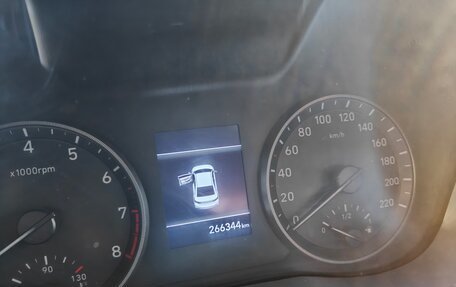 Hyundai Solaris II рестайлинг, 2017 год, 789 000 рублей, 24 фотография