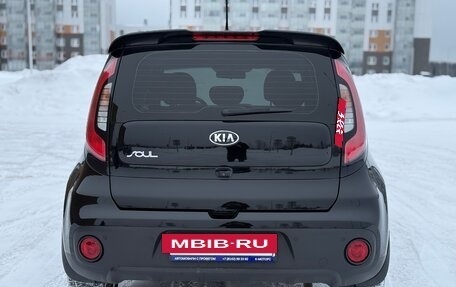 KIA Soul II рестайлинг, 2017 год, 1 560 000 рублей, 7 фотография
