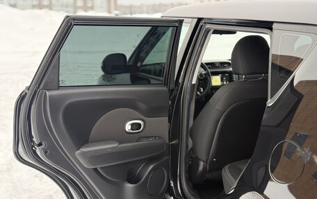 KIA Soul II рестайлинг, 2017 год, 1 560 000 рублей, 19 фотография