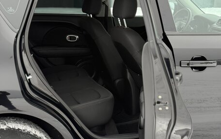 KIA Soul II рестайлинг, 2017 год, 1 560 000 рублей, 26 фотография