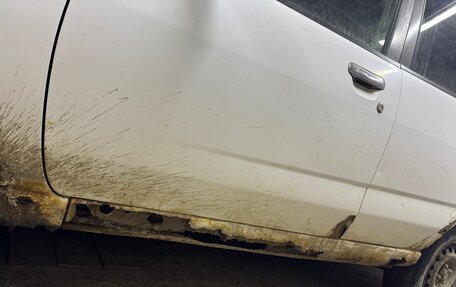 Nissan Cube II, 2001 год, 85 000 рублей, 5 фотография