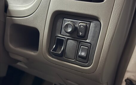 Nissan Cube II, 2001 год, 85 000 рублей, 8 фотография