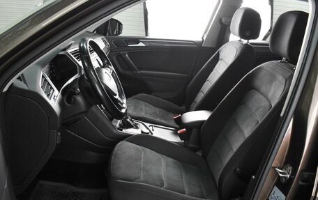 Volkswagen Tiguan II, 2017 год, 2 599 000 рублей, 10 фотография