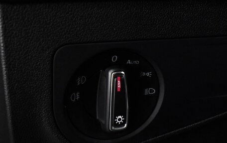 Volkswagen Tiguan II, 2017 год, 2 599 000 рублей, 15 фотография