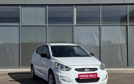 Hyundai Solaris II рестайлинг, 2013 год, 529 000 рублей, 2 фотография