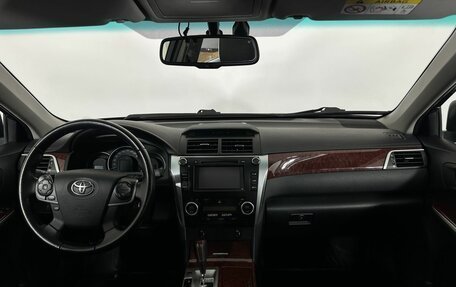 Toyota Camry, 2014 год, 1 900 000 рублей, 7 фотография
