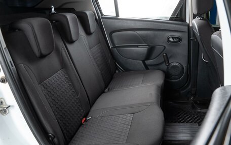 Renault Logan II, 2017 год, 899 000 рублей, 7 фотография