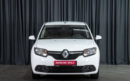 Renault Logan II, 2017 год, 899 000 рублей, 3 фотография