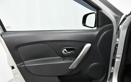 Renault Logan II, 2019 год, 937 000 рублей, 9 фотография