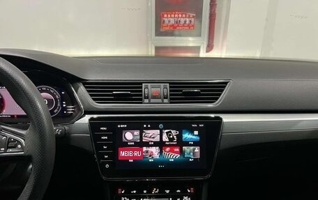 Skoda Superb III рестайлинг, 2022 год, 1 710 000 рублей, 9 фотография