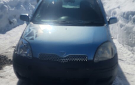 Toyota Vitz, 2003 год, 400 000 рублей, 1 фотография