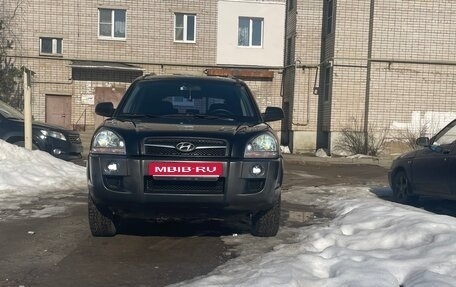 Hyundai Tucson III, 2008 год, 885 000 рублей, 1 фотография
