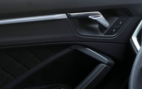 Audi Q3, 2025 год, 4 890 000 рублей, 29 фотография