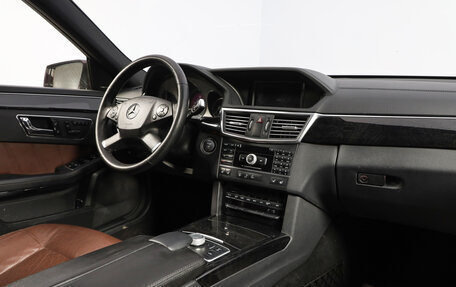 Mercedes-Benz E-Класс, 2010 год, 1 549 000 рублей, 17 фотография