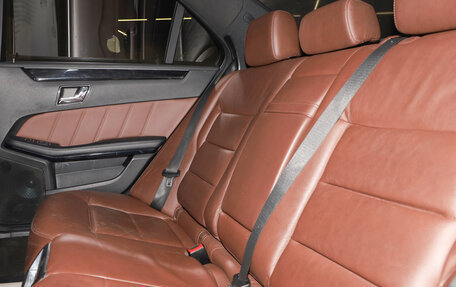 Mercedes-Benz E-Класс, 2010 год, 1 549 000 рублей, 19 фотография