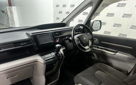 Honda Stepwgn IV, 2016 год, 1 668 600 рублей, 3 фотография